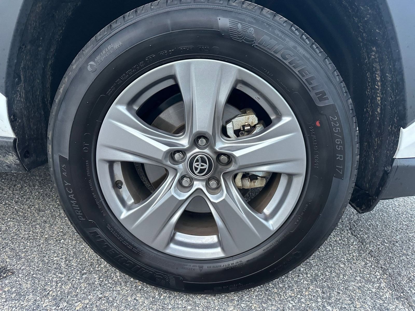 Thumbnail: 2025 Toyota RAV4 - 29