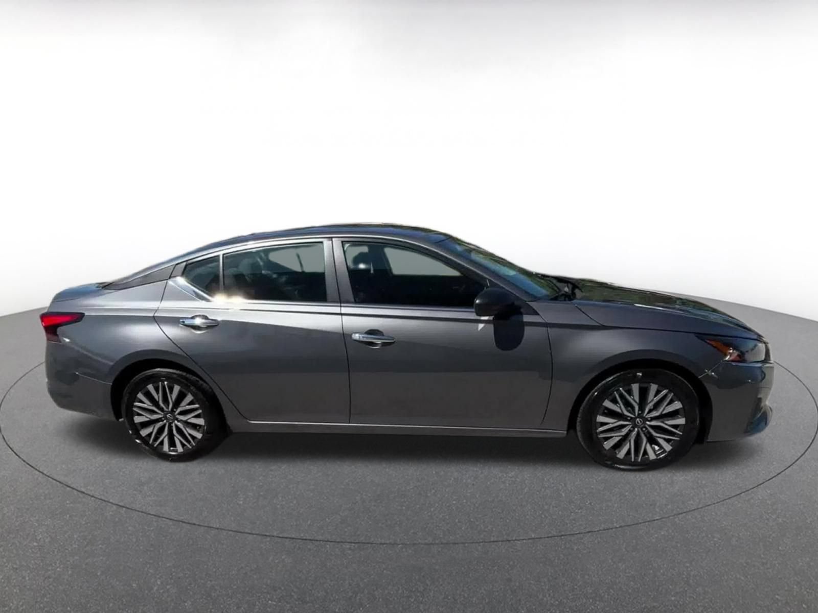 Thumbnail: 2025 Nissan Altima - 15