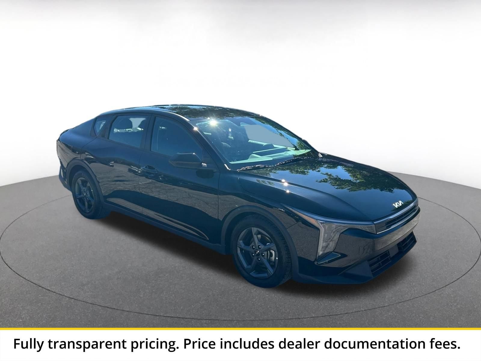 Thumbnail: 2025 Kia K4 - 1