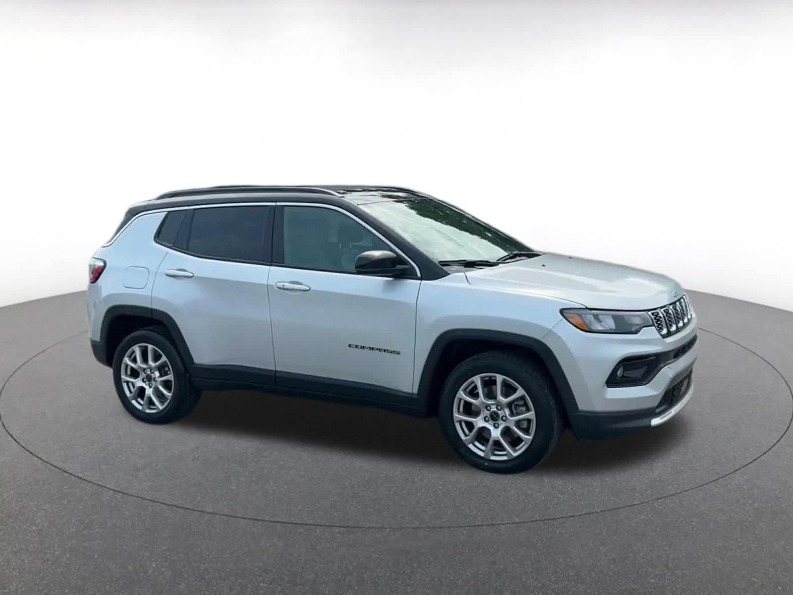 Thumbnail: 2025 Jeep Compass - 2