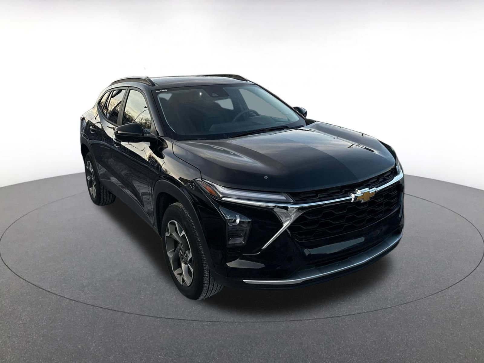 Thumbnail: 2025 Chevrolet Trax - 1