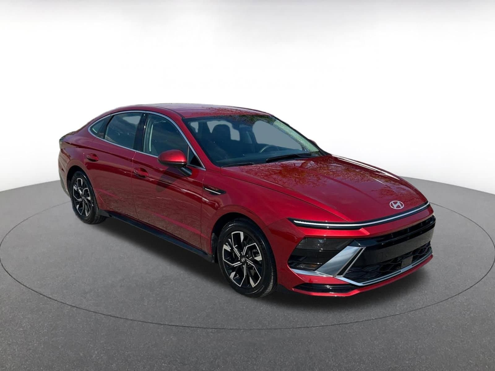 Thumbnail: 2025 Hyundai Sonata - 1