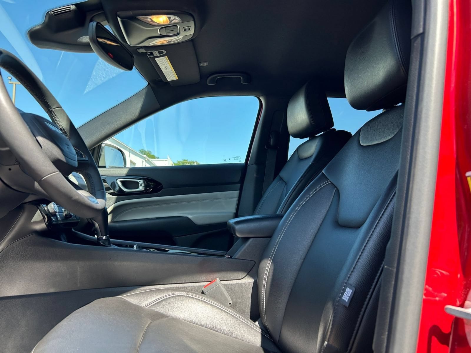 Thumbnail: 2025 Jeep Compass - 21