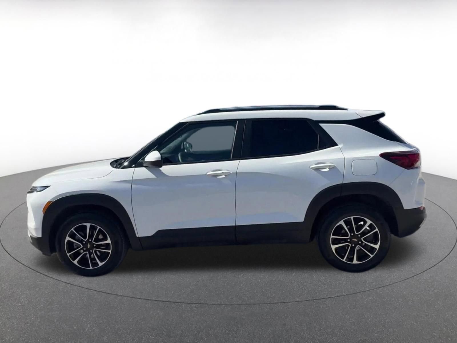 Thumbnail: 2025 Chevrolet TrailBlazer - 9