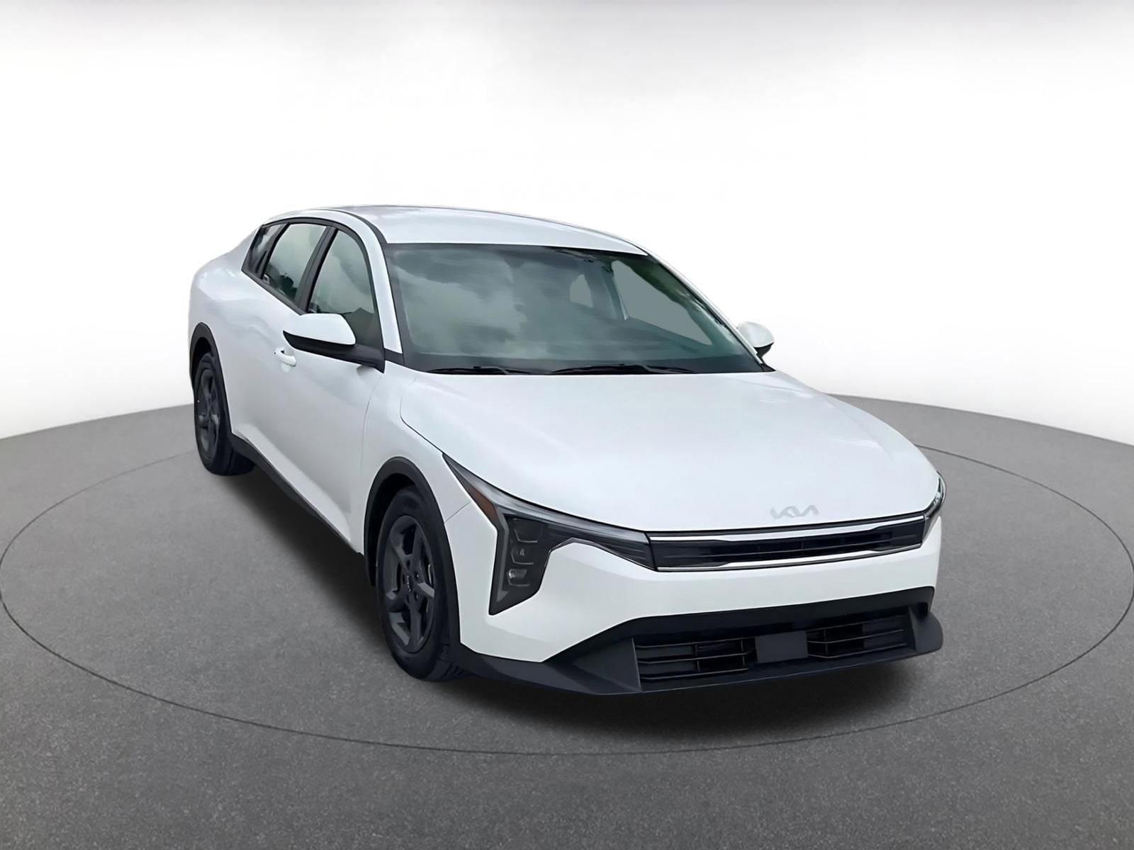 Thumbnail: 2025 Kia K4 - 3