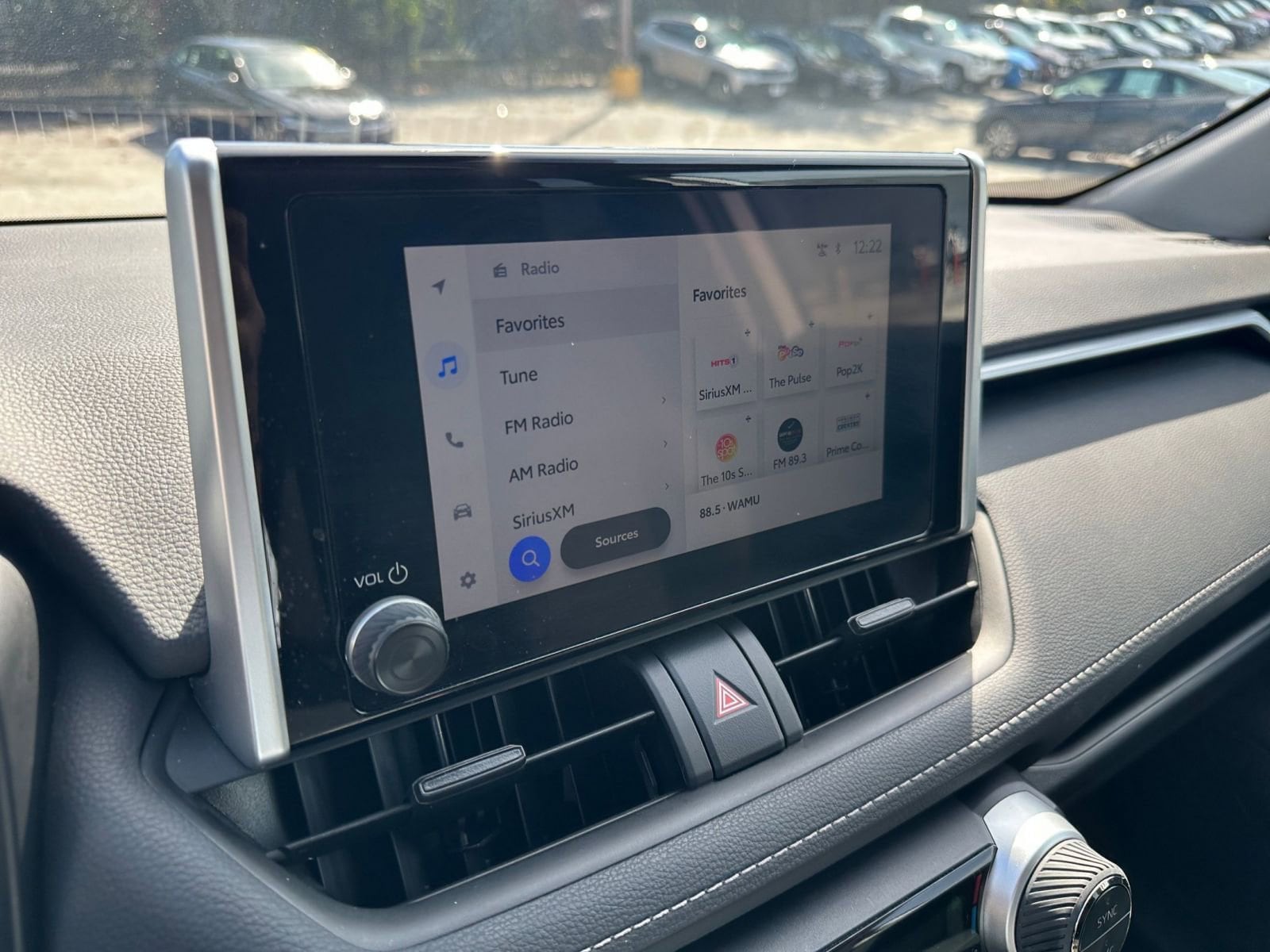 Thumbnail: 2025 Toyota RAV4 - 21