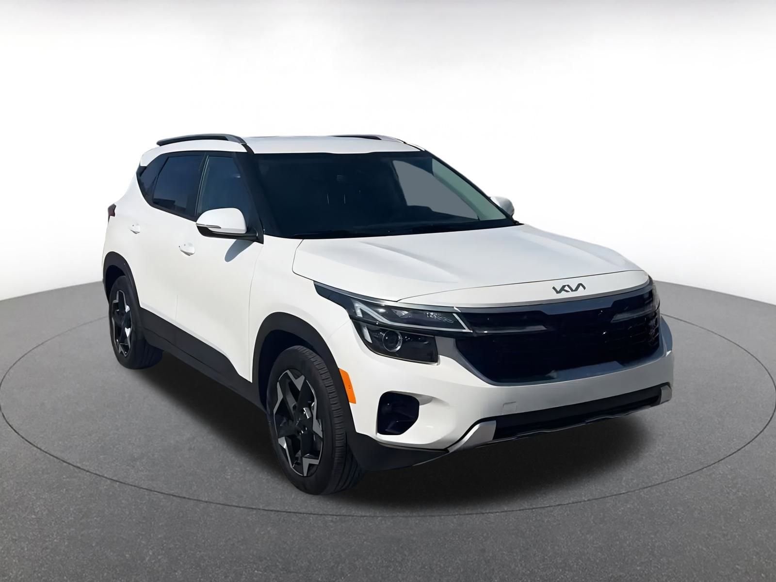 Thumbnail: 2025 Kia Seltos - 3