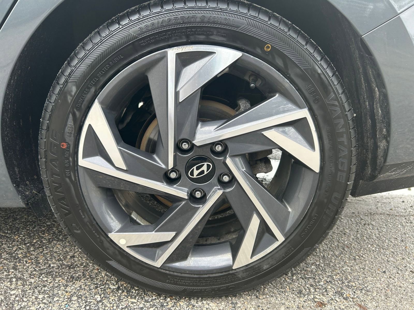 Thumbnail: 2025 Hyundai Elantra - 24