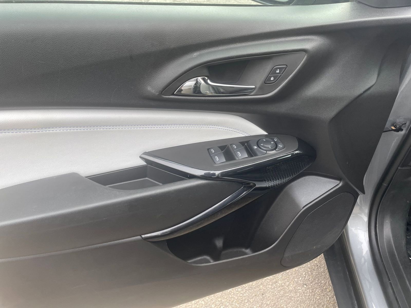 Thumbnail: 2025 Chevrolet Trax - 20