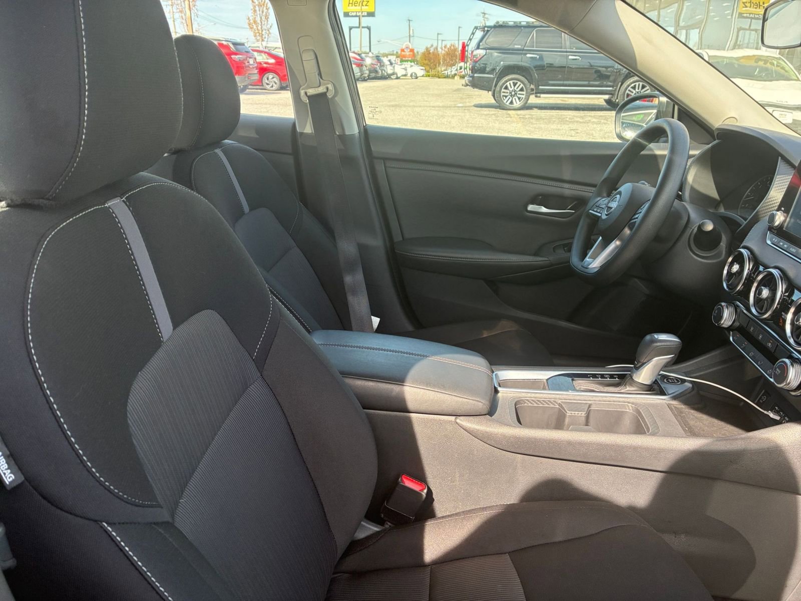 Thumbnail: 2025 Nissan Sentra - 31