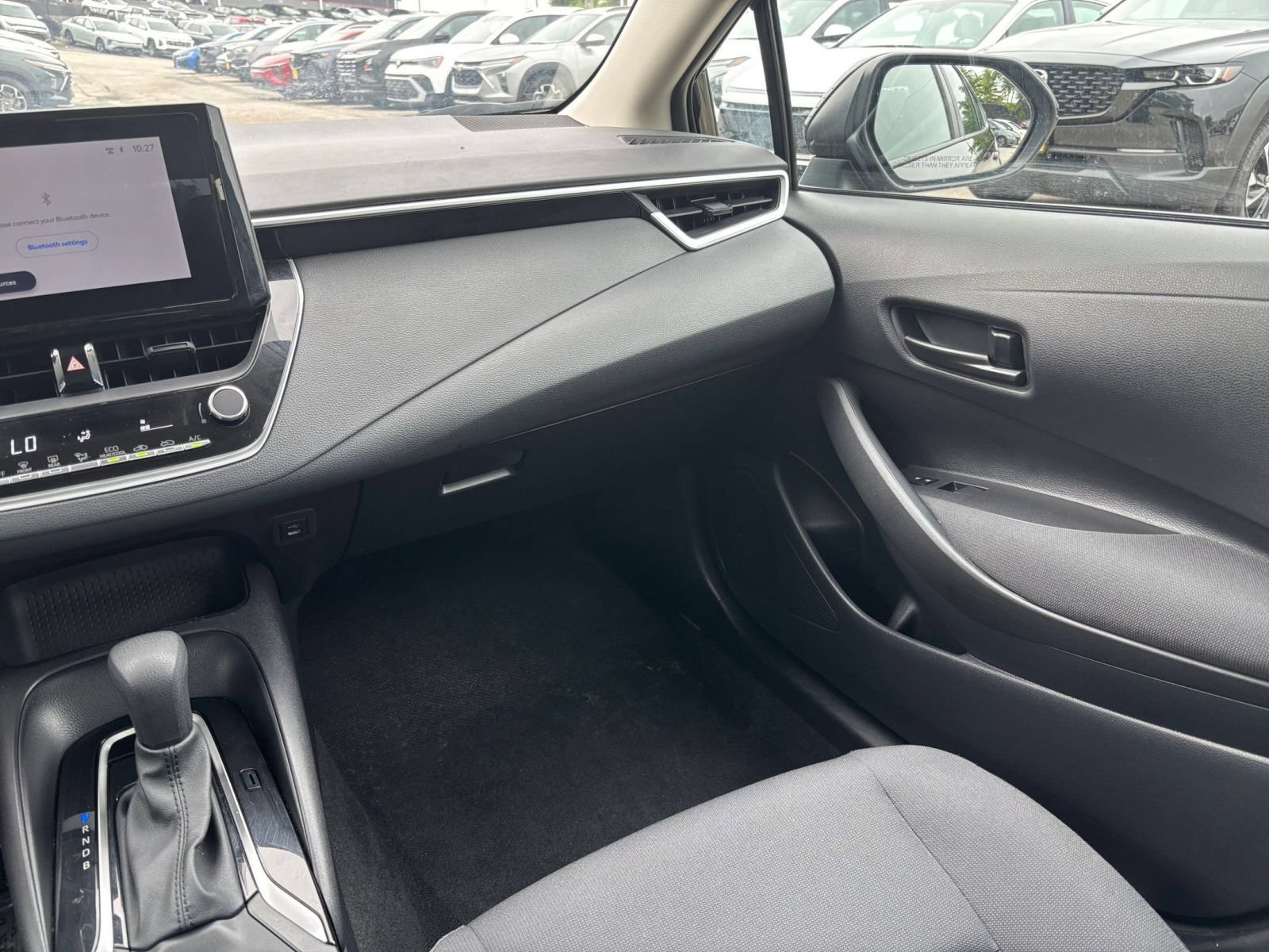 Thumbnail: 2025 Toyota Corolla - 30
