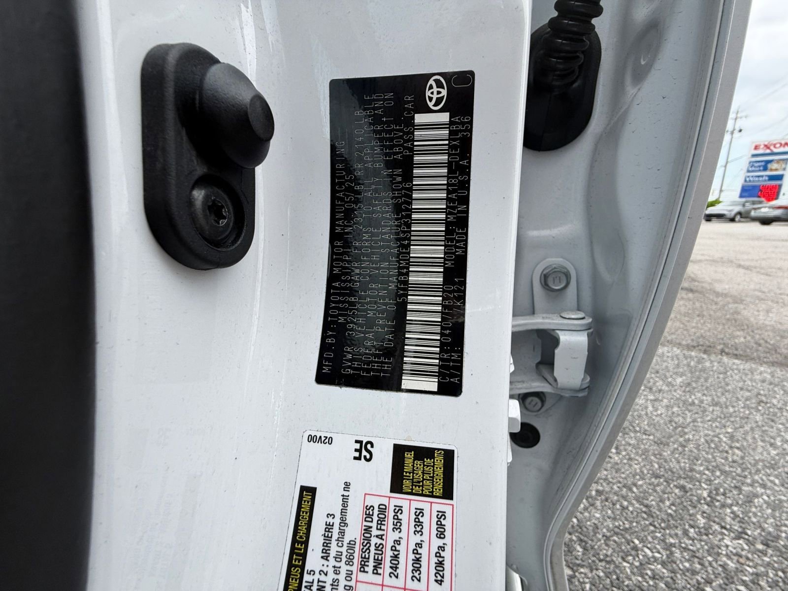 Thumbnail: 2025 Toyota Corolla - 30