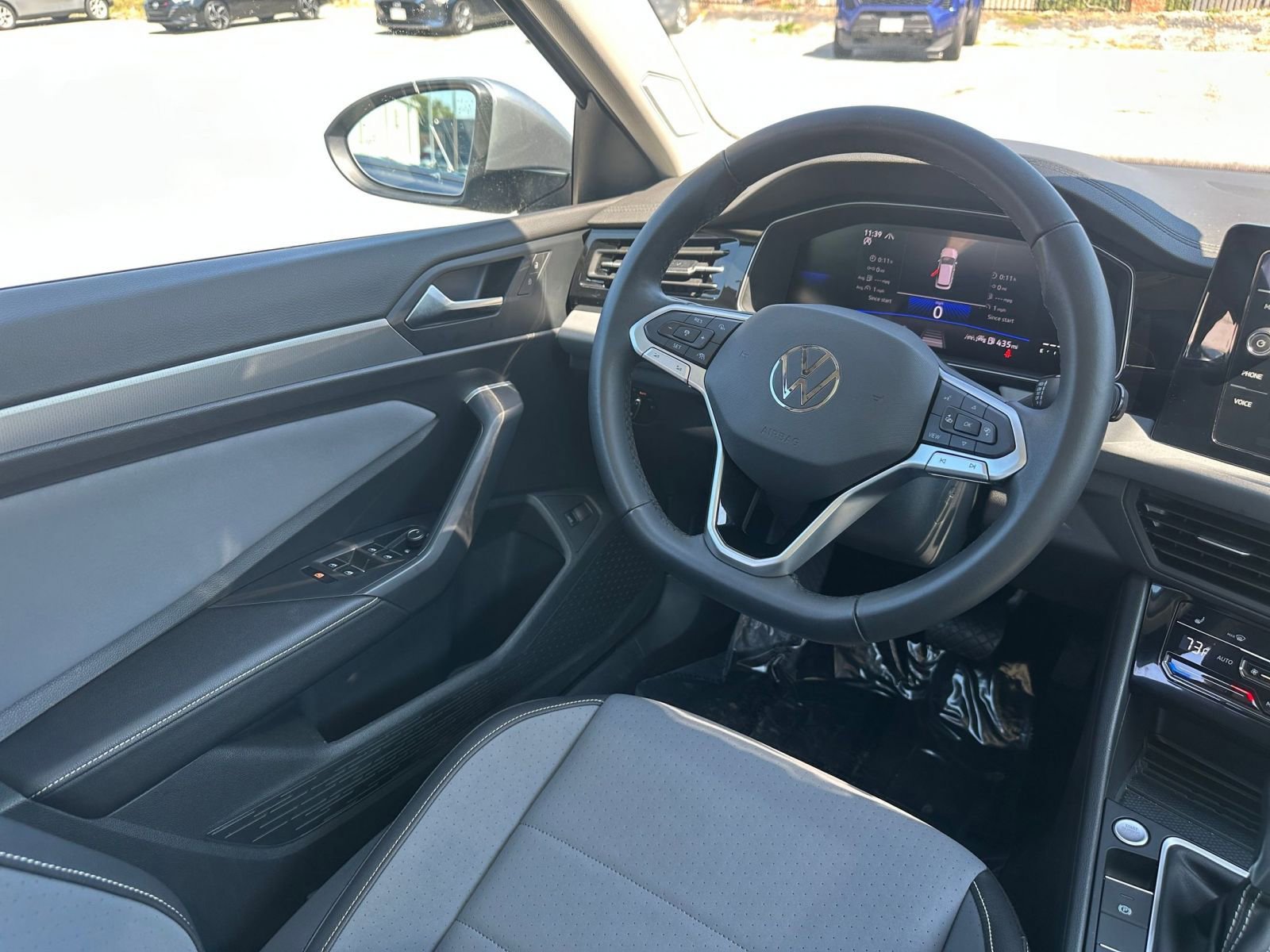 Thumbnail: 2025 Volkswagen Jetta - 33