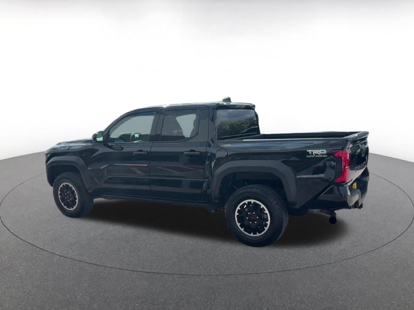 Thumbnail: 2025 Toyota Tacoma - 10