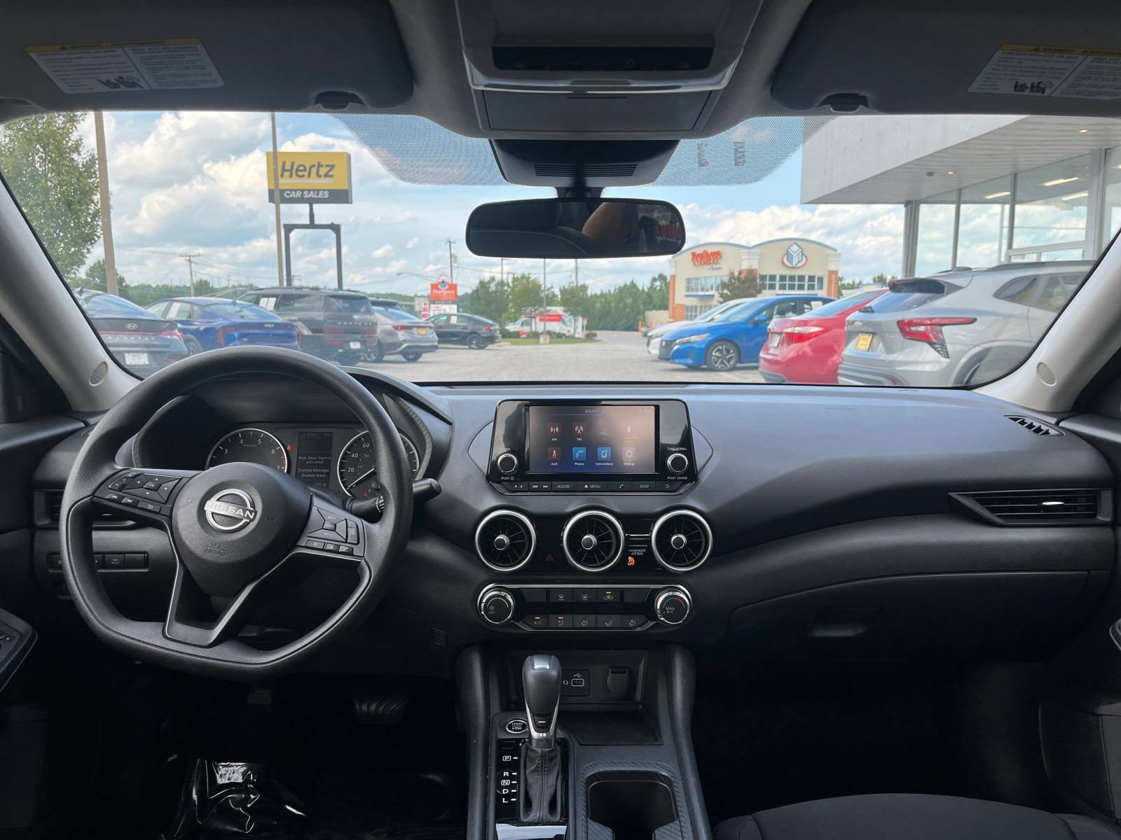Thumbnail: 2025 Nissan Sentra - 30