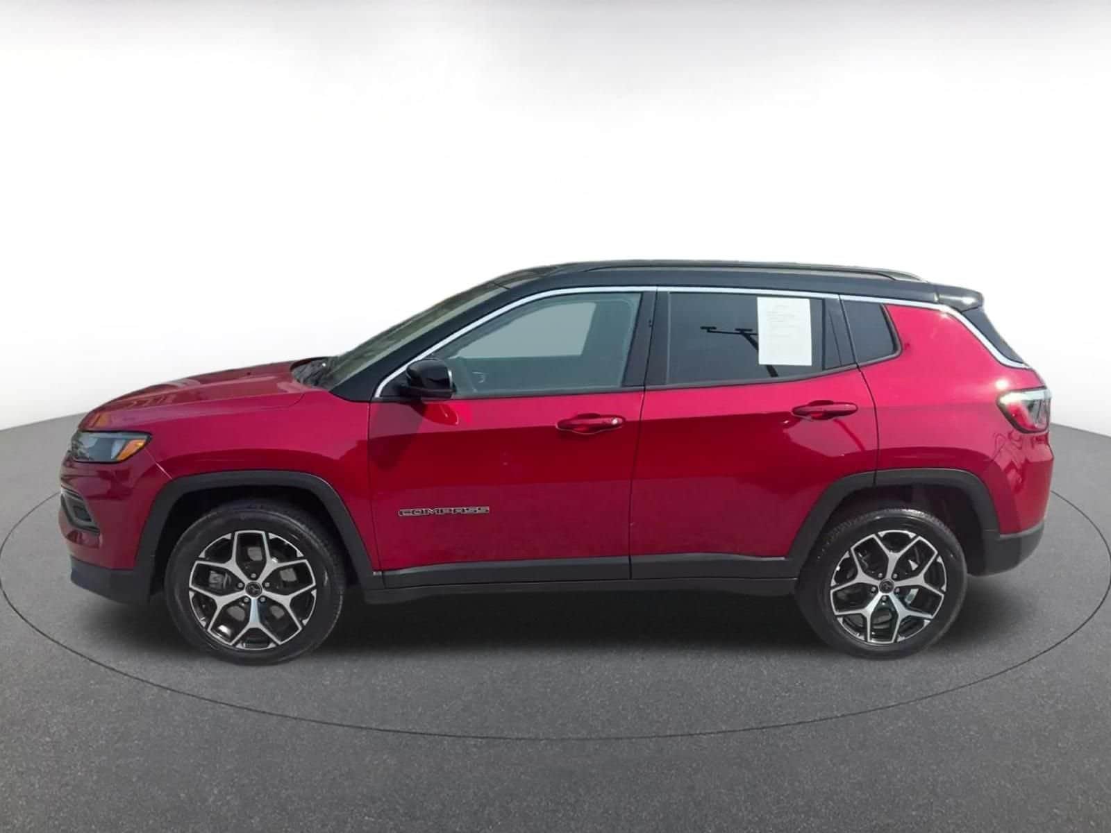 Thumbnail: 2025 Jeep Compass - 9