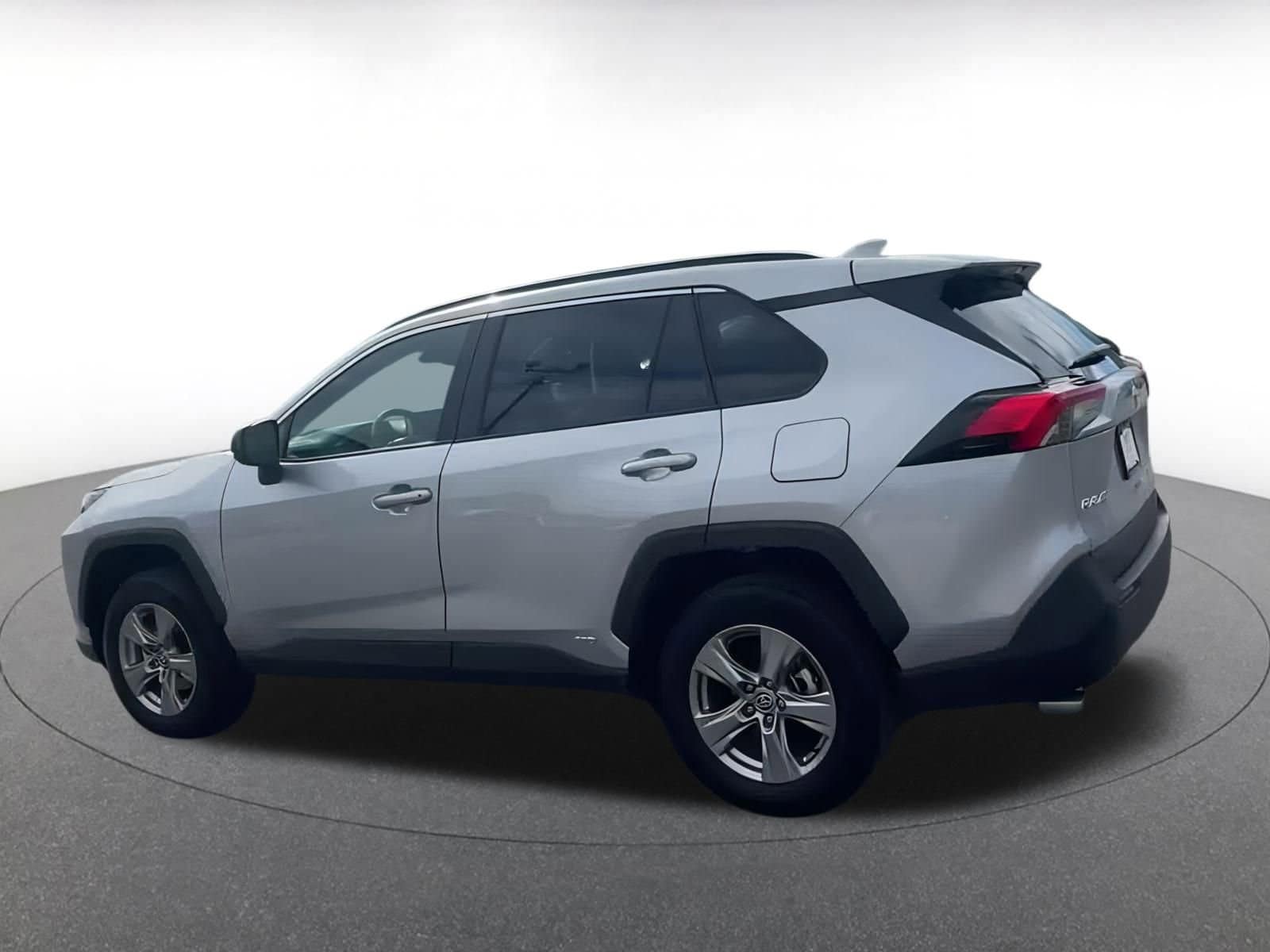 Thumbnail: 2025 Toyota RAV4 - 9