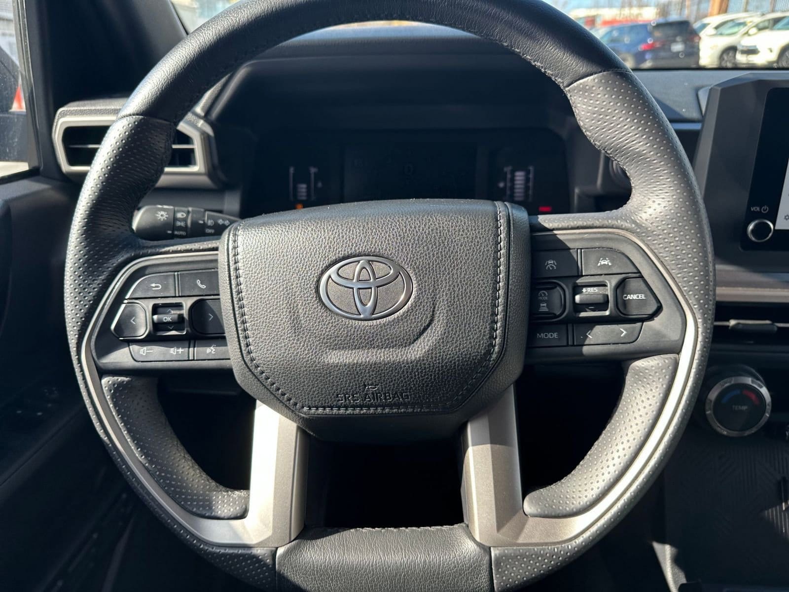 Thumbnail: 2025 Toyota 4Runner - 27