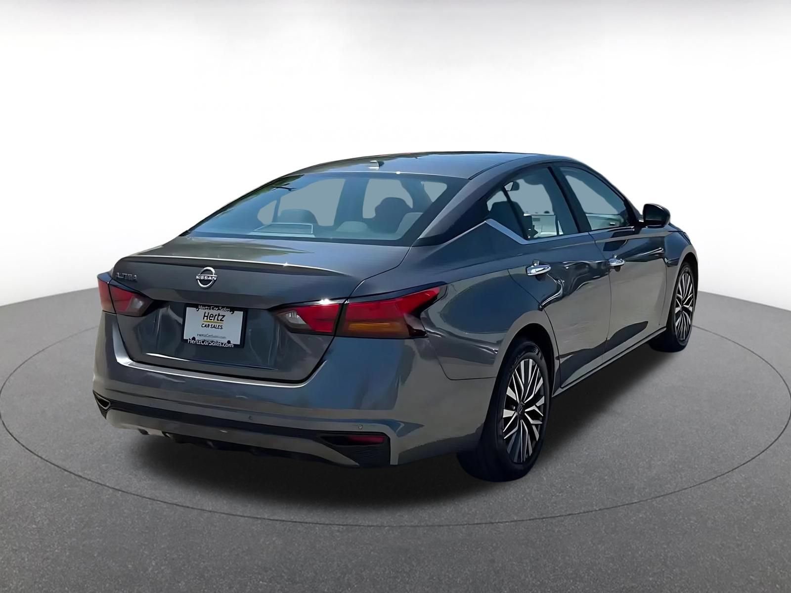 Thumbnail: 2025 Nissan Altima - 15
