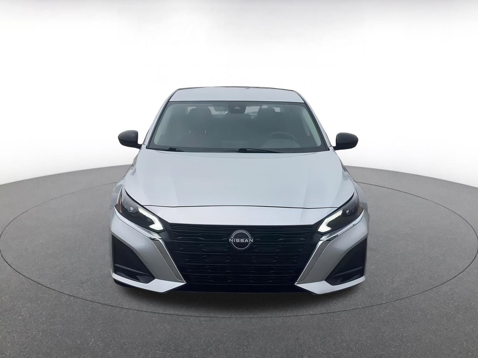 Thumbnail: 2024 Nissan Altima - 5