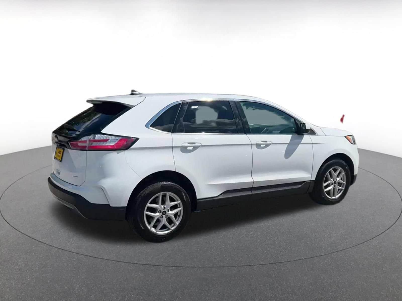 Thumbnail: 2024 Ford Edge - 14