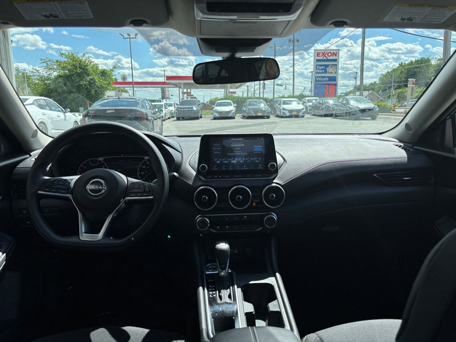 Thumbnail: 2025 Nissan Sentra - 31