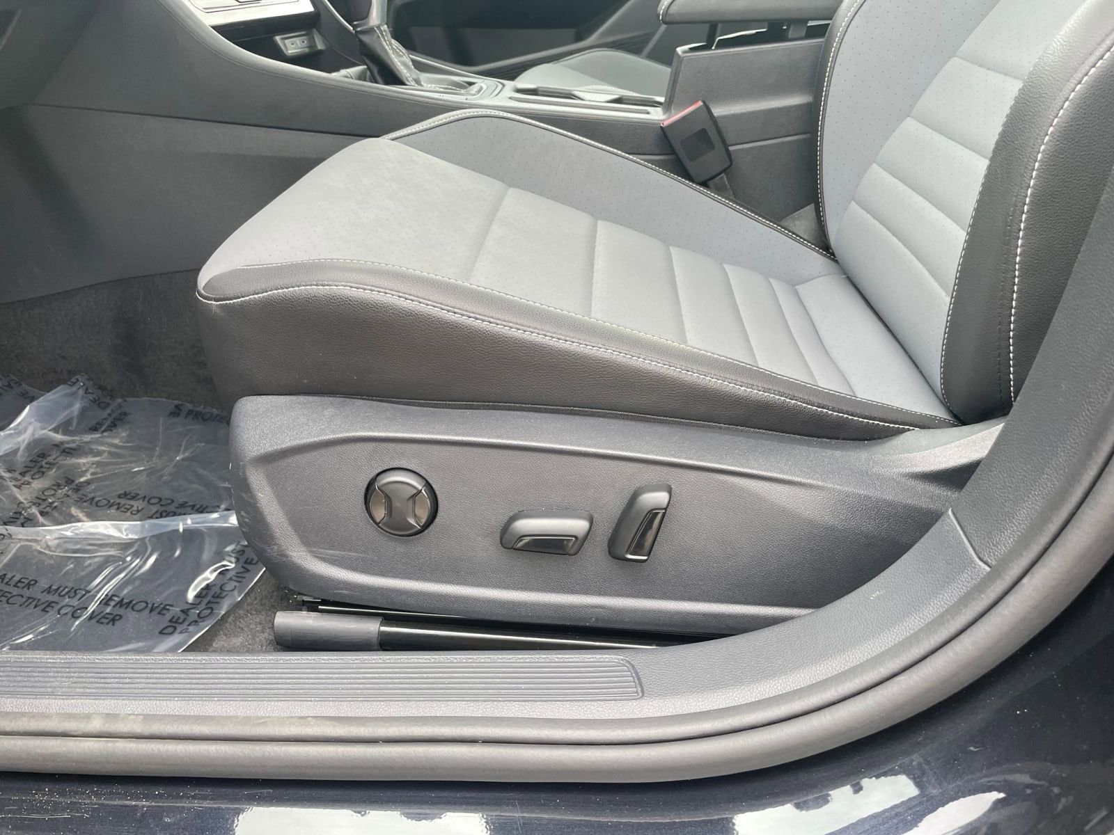 Thumbnail: 2025 Volkswagen Jetta - 23