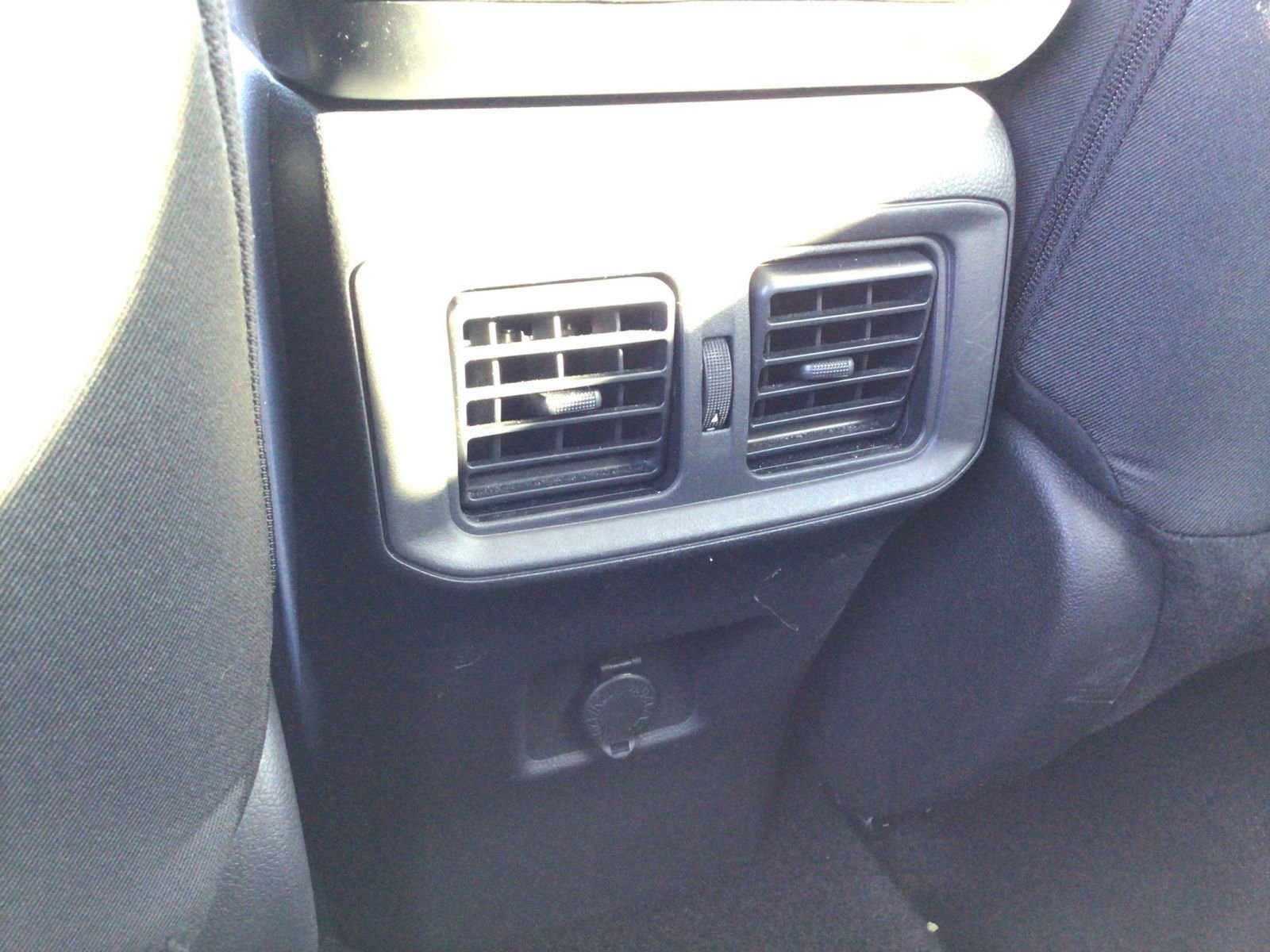 Thumbnail: 2025 Toyota RAV4 - 22