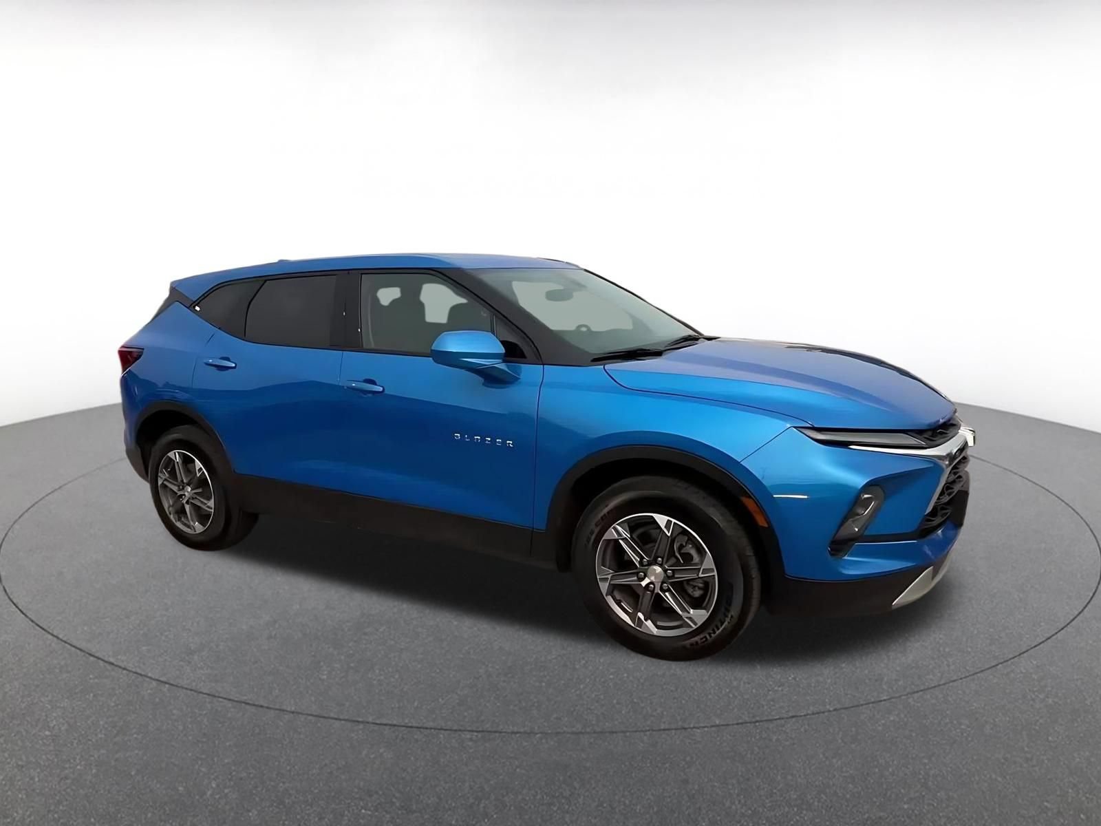 Thumbnail: 2026 Chevrolet Blazer - 2