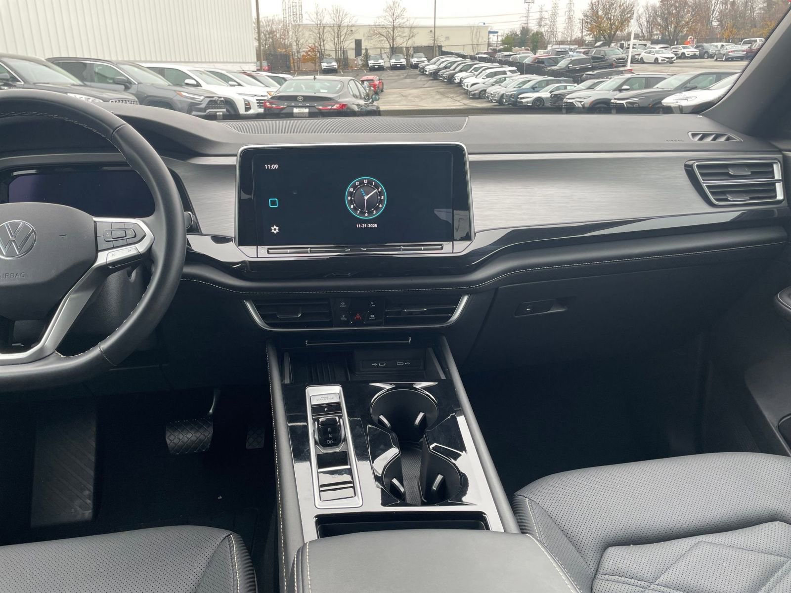 Thumbnail: 2025 Volkswagen Atlas - 35