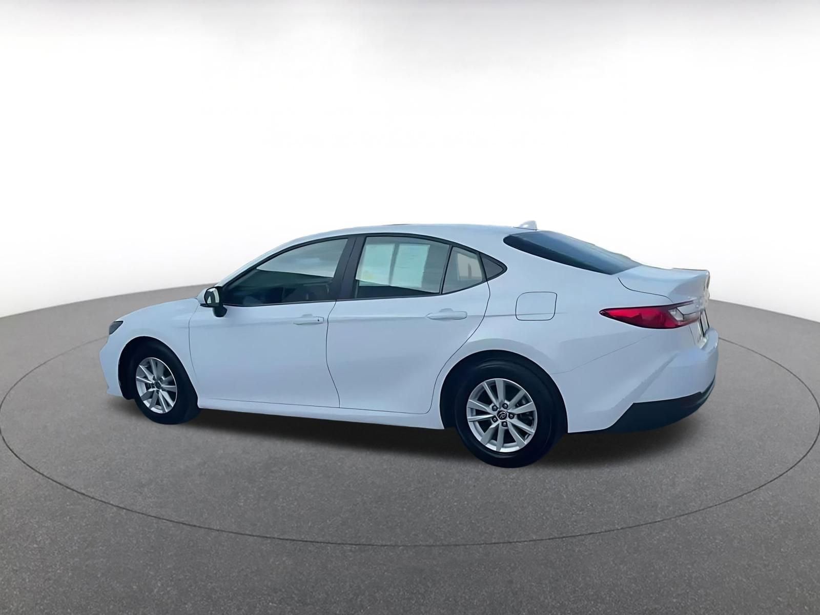 Thumbnail: 2025 Toyota Camry - 11