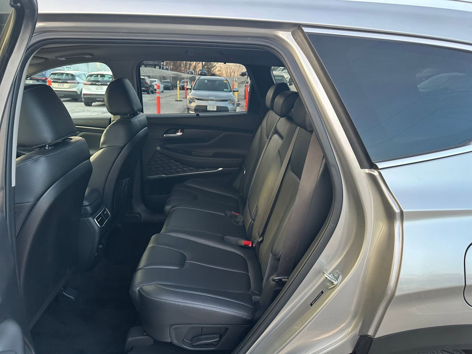 Thumbnail: 2023 Hyundai Santa Fe - 25