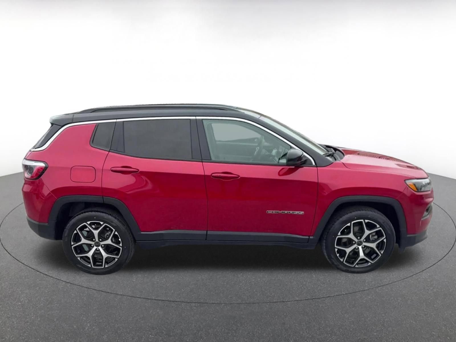 Thumbnail: 2025 Jeep Compass - 16