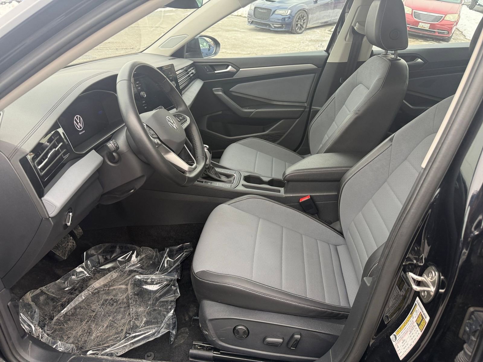 Thumbnail: 2025 Volkswagen Jetta - 27