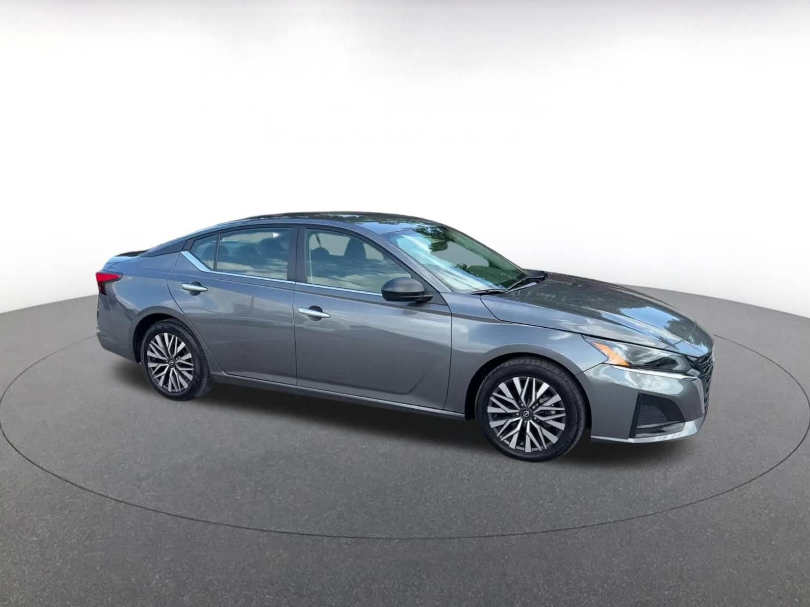 Thumbnail: 2025 Nissan Altima - 2