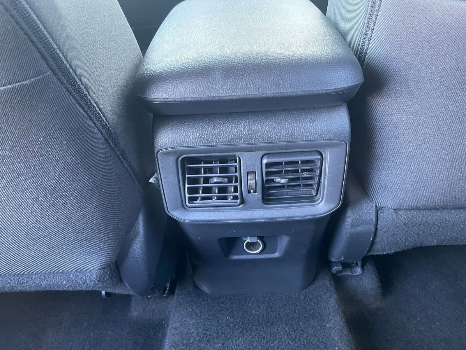 Thumbnail: 2025 Toyota RAV4 - 23