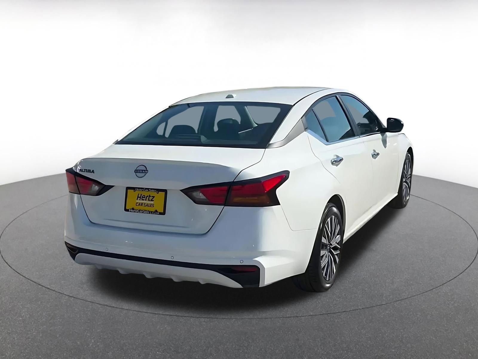 Thumbnail: 2025 Nissan Altima - 14