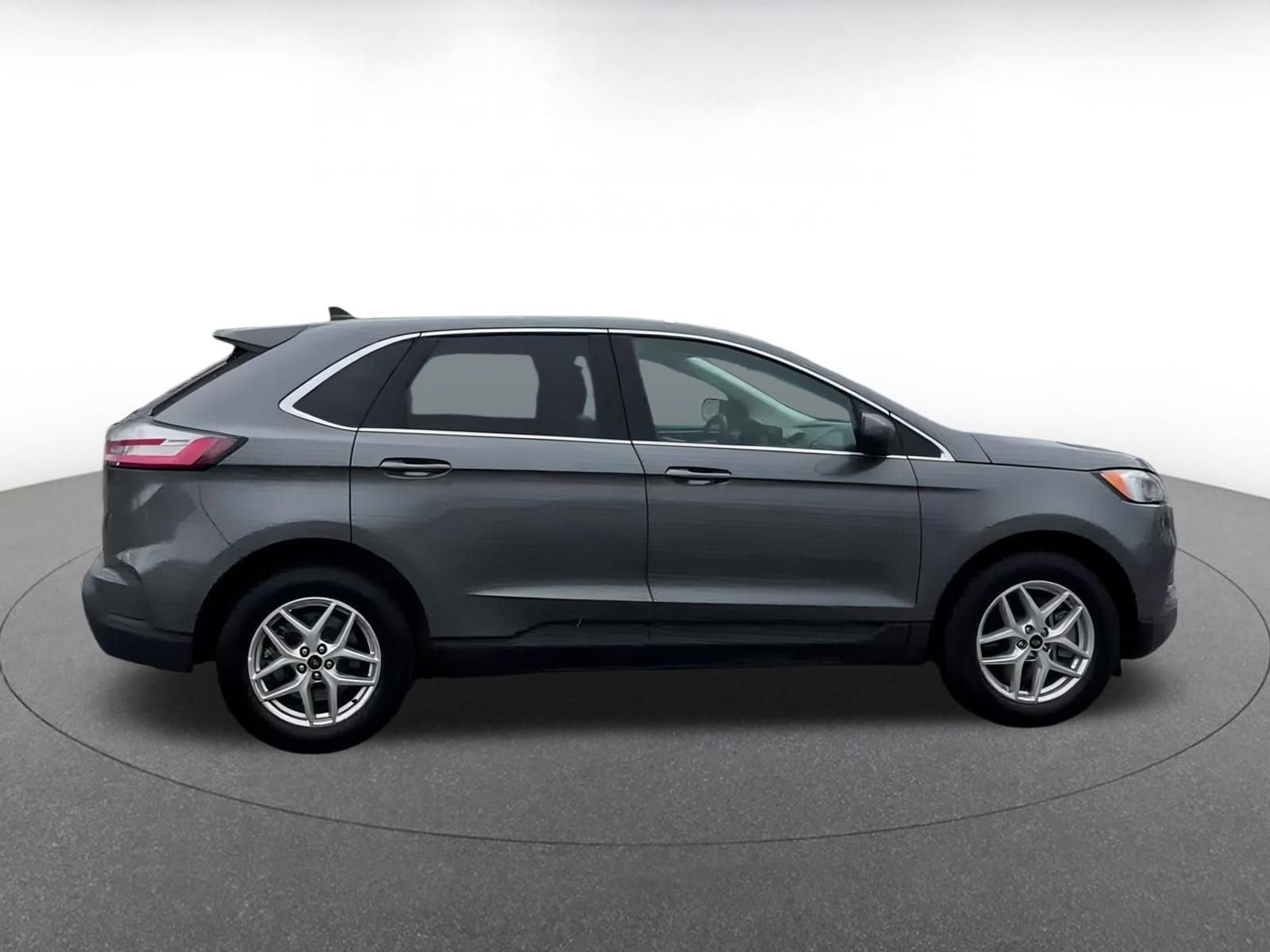 2024 Ford Edge SEL 7