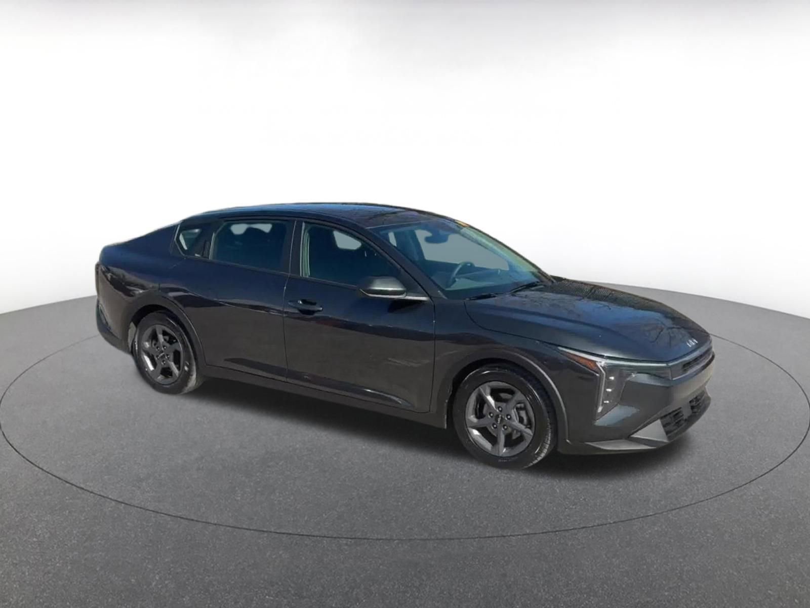 Thumbnail: 2025 Kia K4 - 2