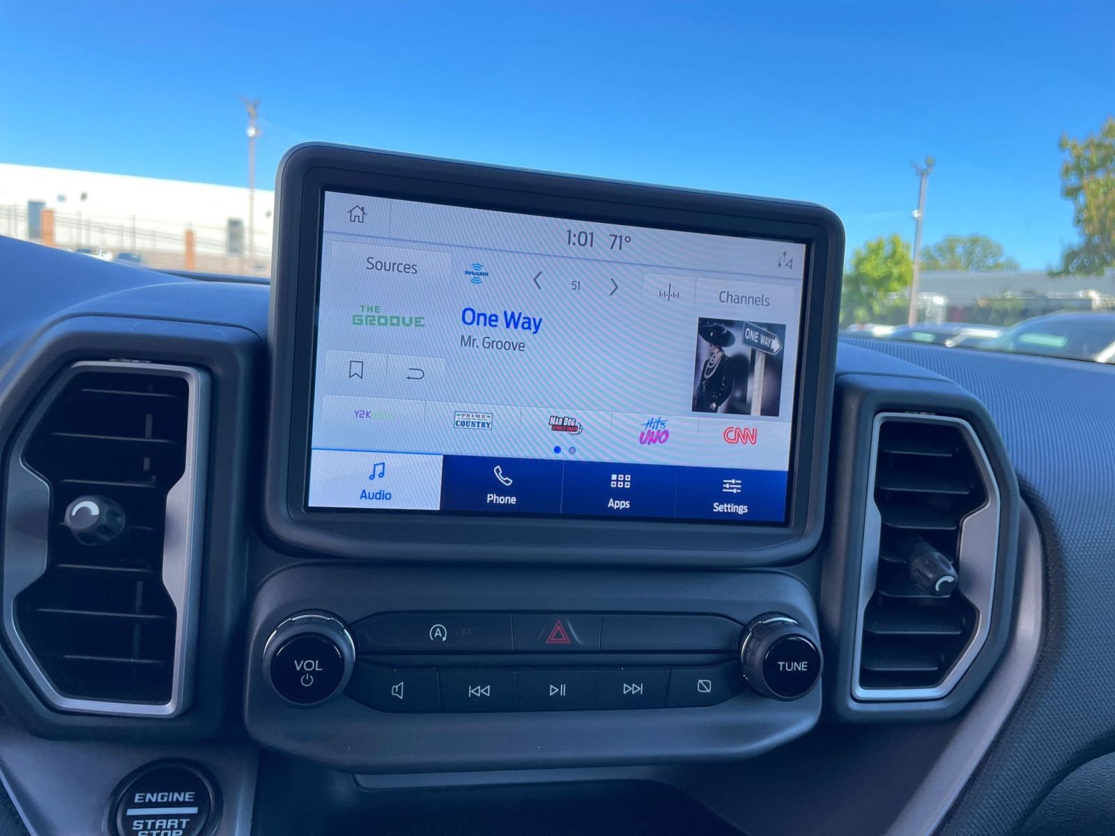 Thumbnail: 2024 Ford Bronco Sport - 21