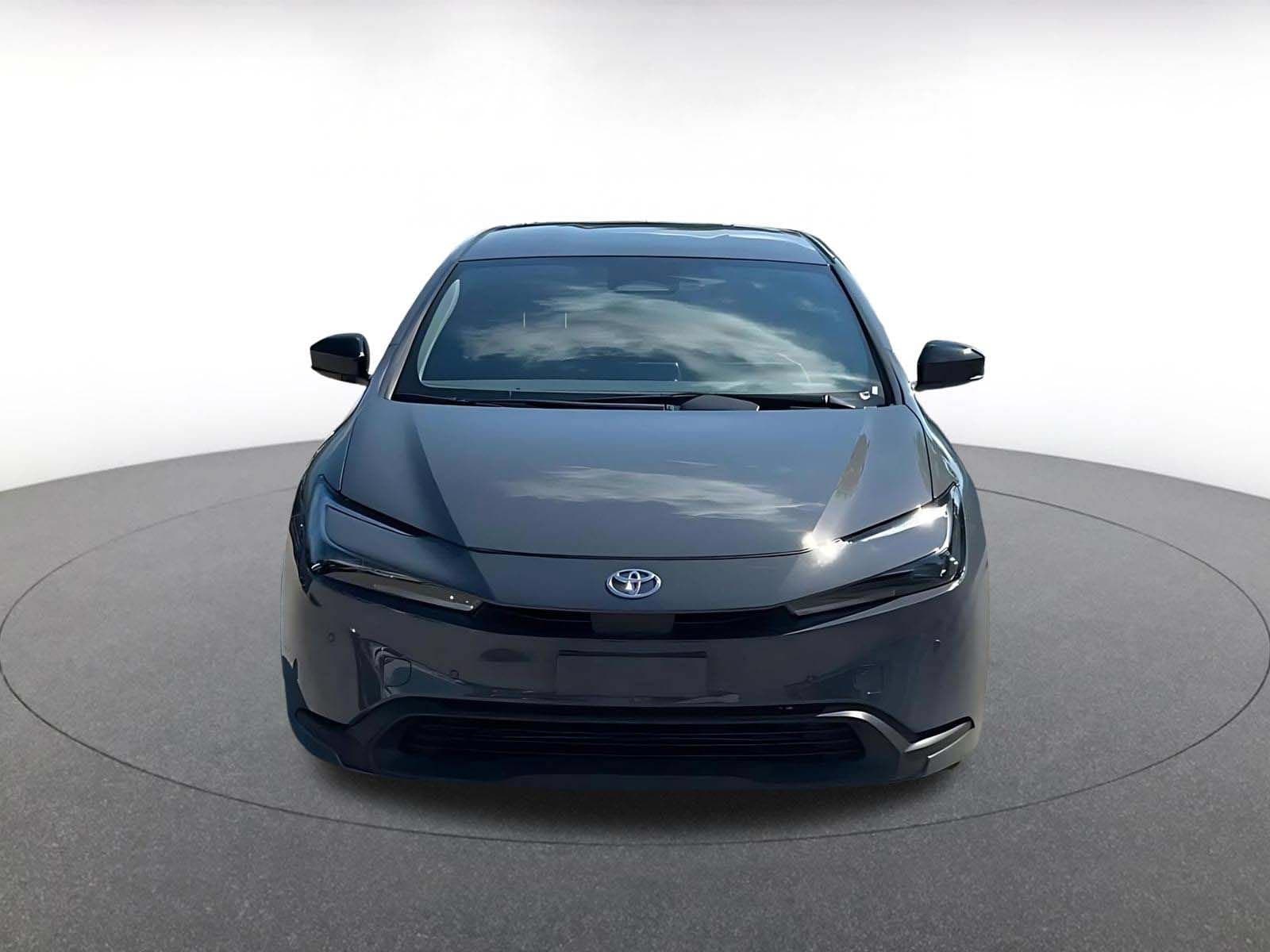 Thumbnail: 2025 Toyota Prius - 4
