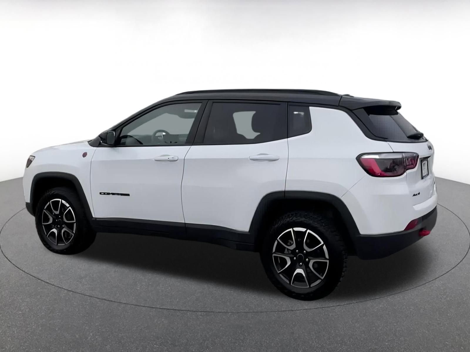 Thumbnail: 2025 Jeep Compass - 10