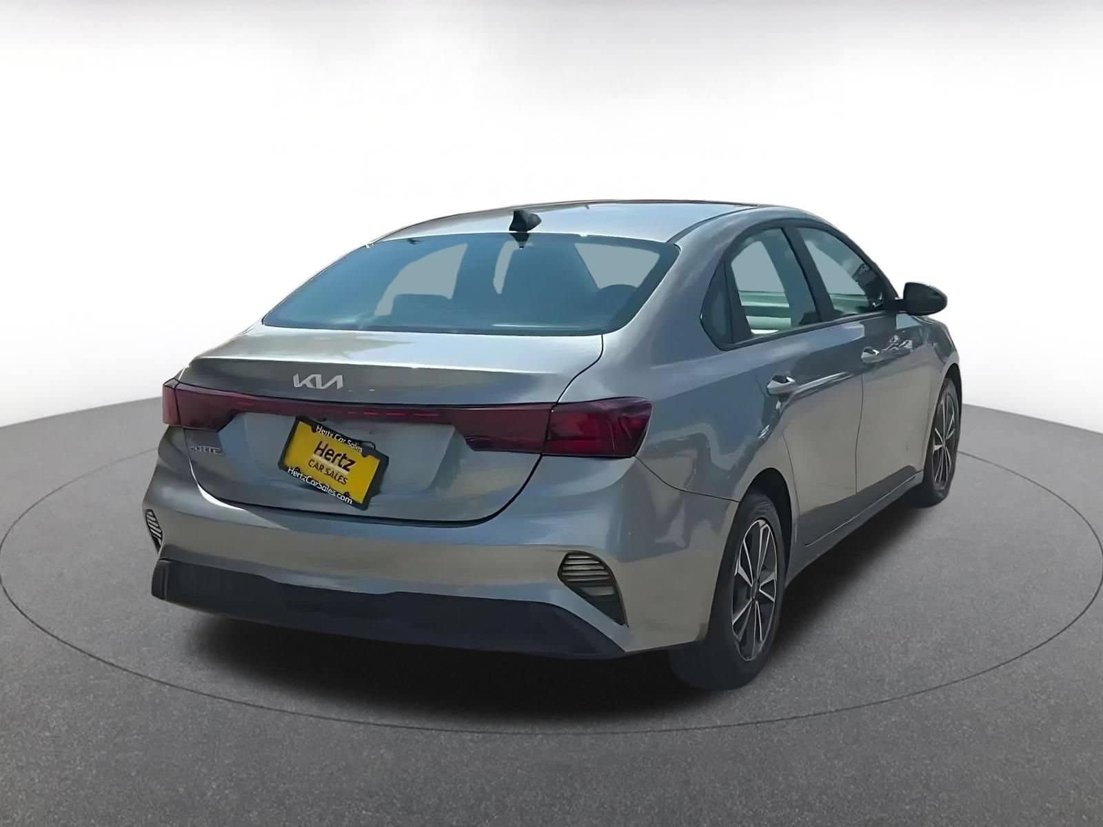 Thumbnail: 2024 Kia Forte - 15
