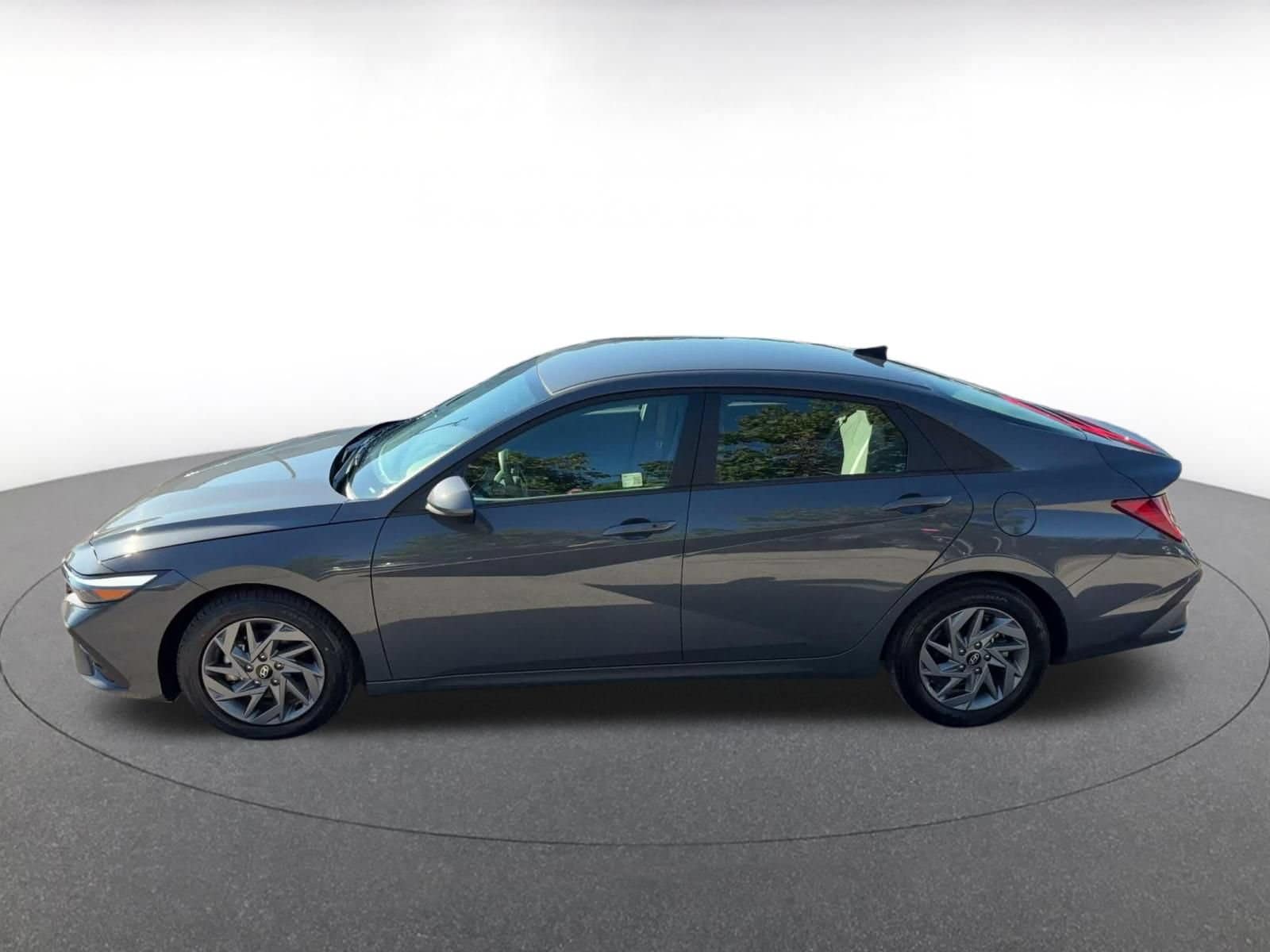 Thumbnail: 2026 Hyundai Elantra - 8