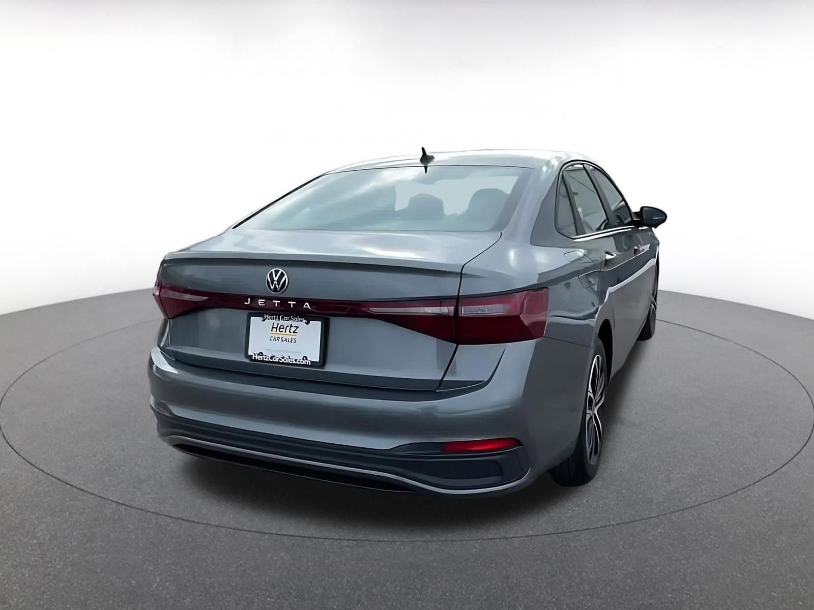 Thumbnail: 2025 Volkswagen Jetta - 14