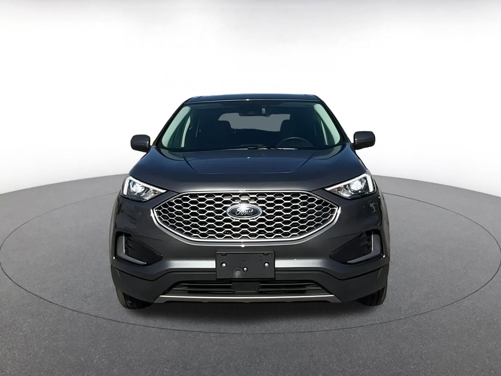 Thumbnail: 2024 Ford Edge - 5