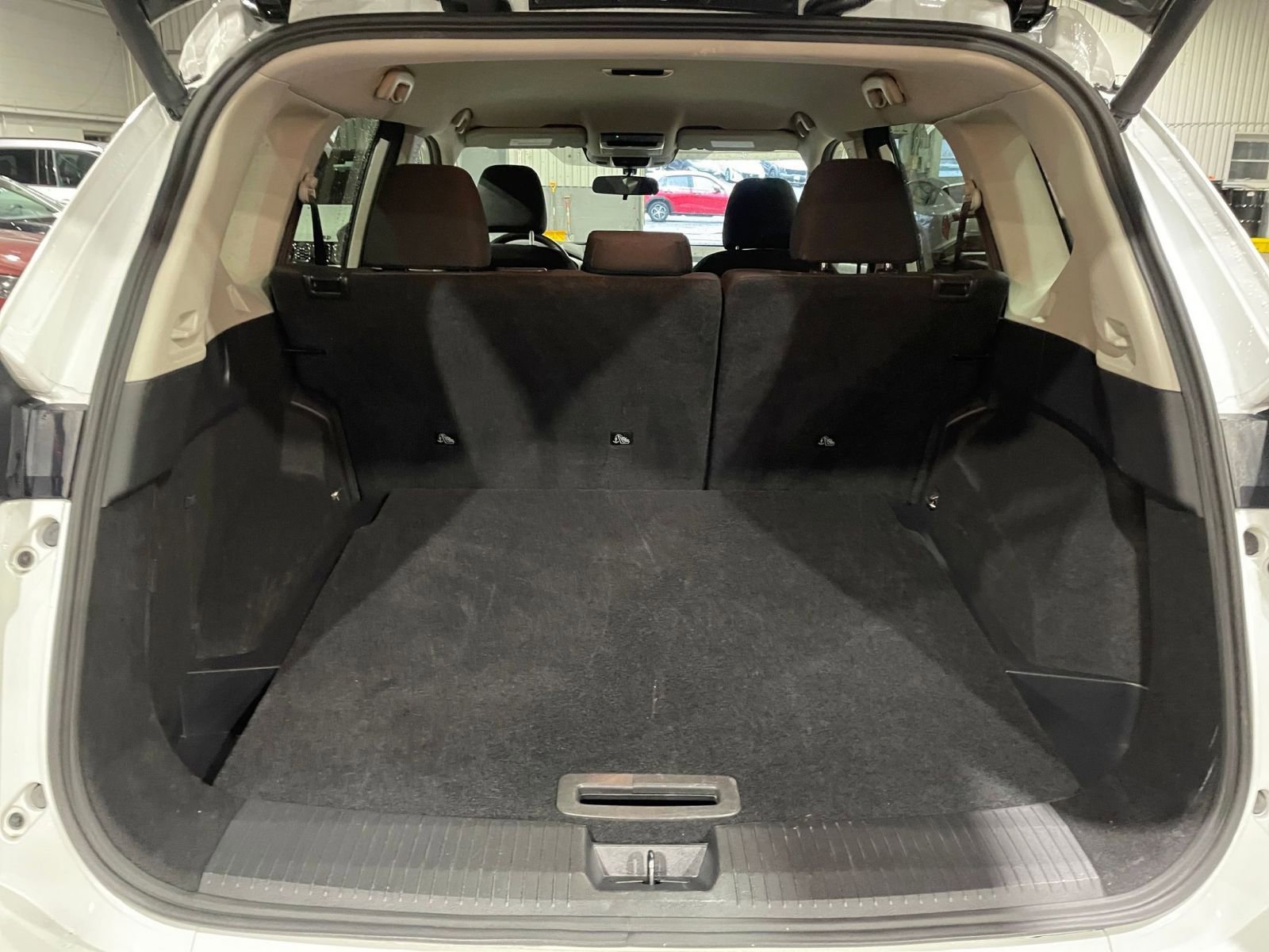 Thumbnail: 2025 Nissan Rogue - 32