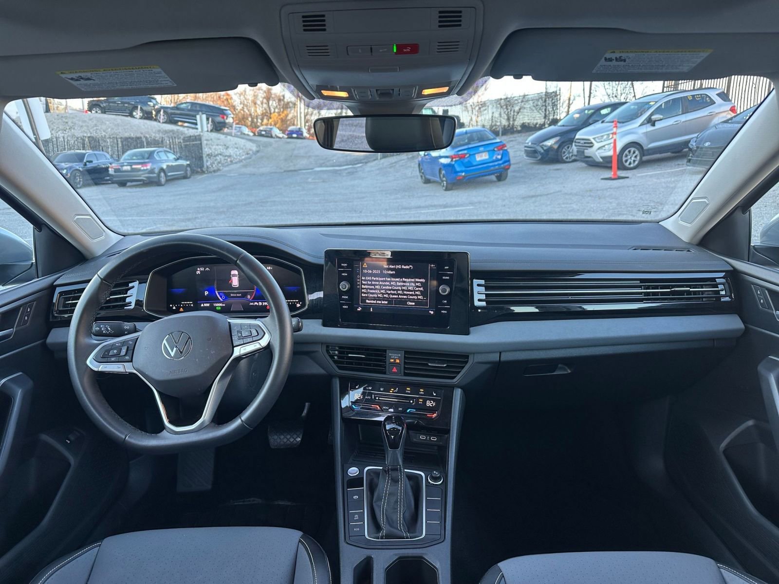 Thumbnail: 2025 Volkswagen Jetta - 32