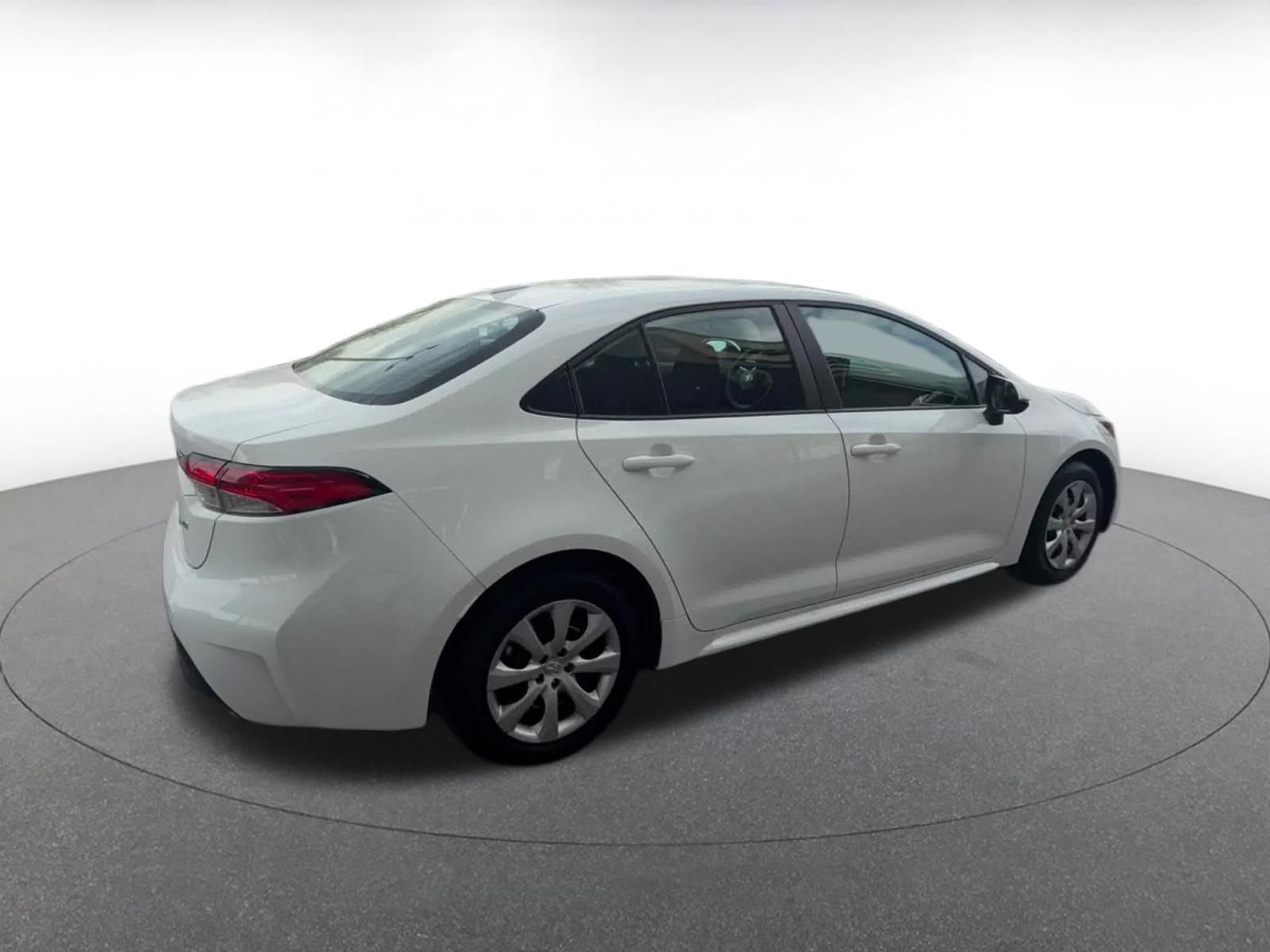 Thumbnail: 2025 Toyota Corolla - 15