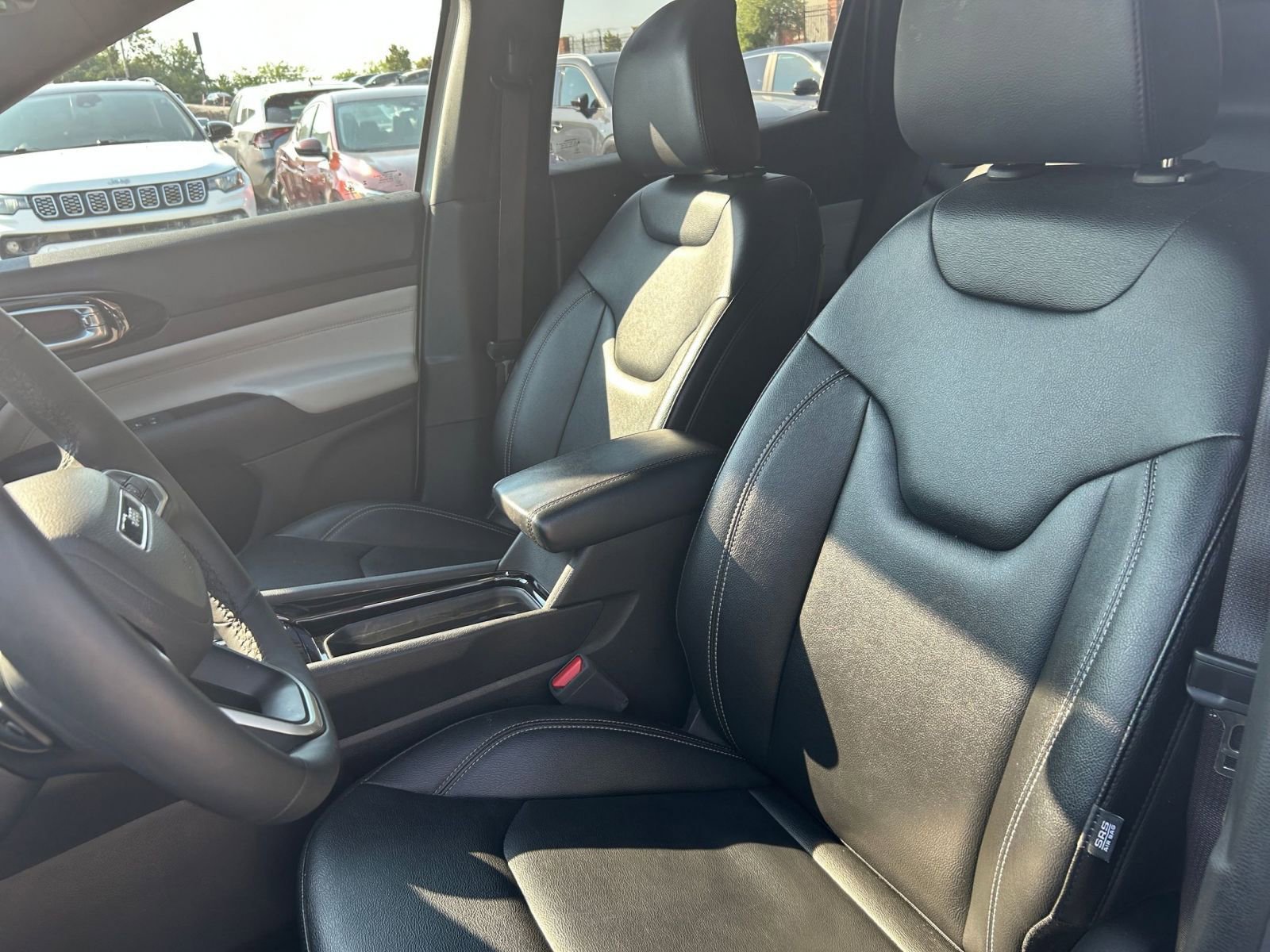 Thumbnail: 2025 Jeep Compass - 31